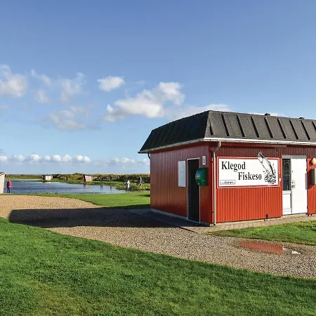 Three-bedroom Holiday In *